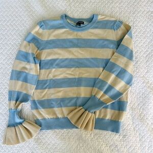 WHO WHAT WEAR Striped Sweater (White and Blue)